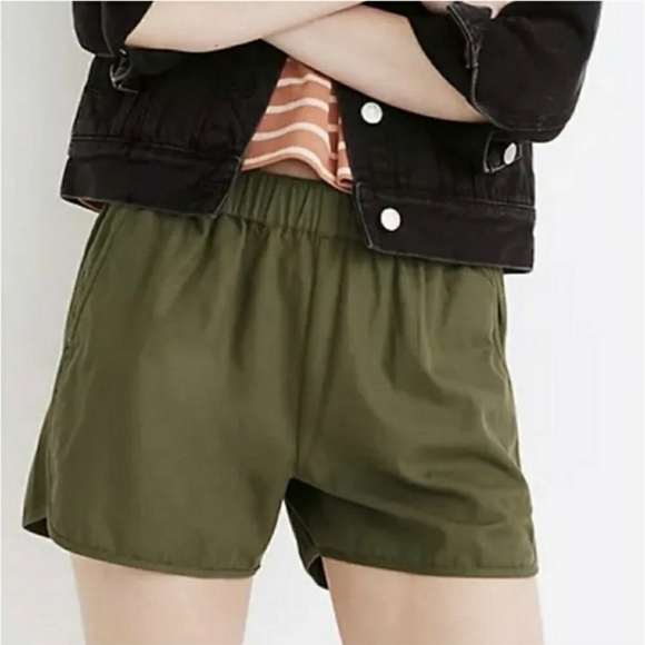 Madewell Pull-On Shorts in Desert Olive Size M - Picture 2 of 12